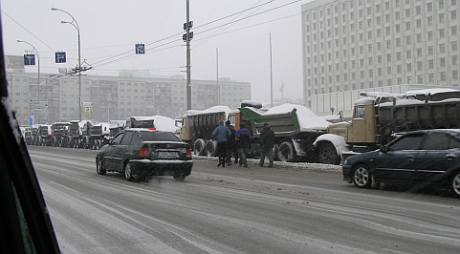 img/wiki_up//mashinyvozlezvk.jpg